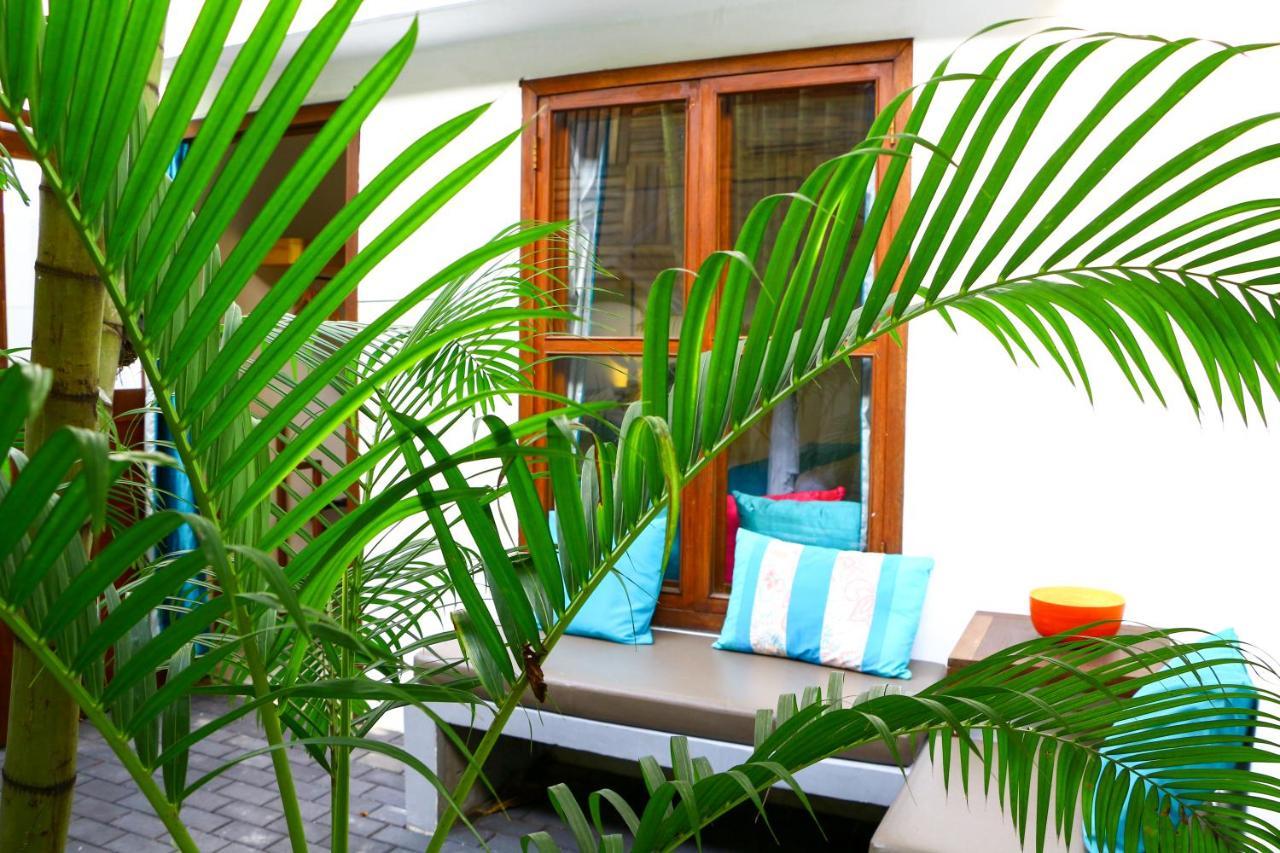 Blue Lime Phnom Penh Hotel Exterior photo