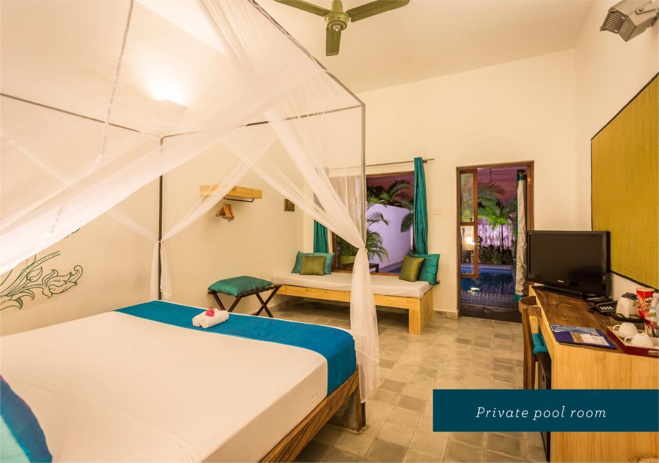 Blue Lime Phnom Penh Hotel Exterior photo